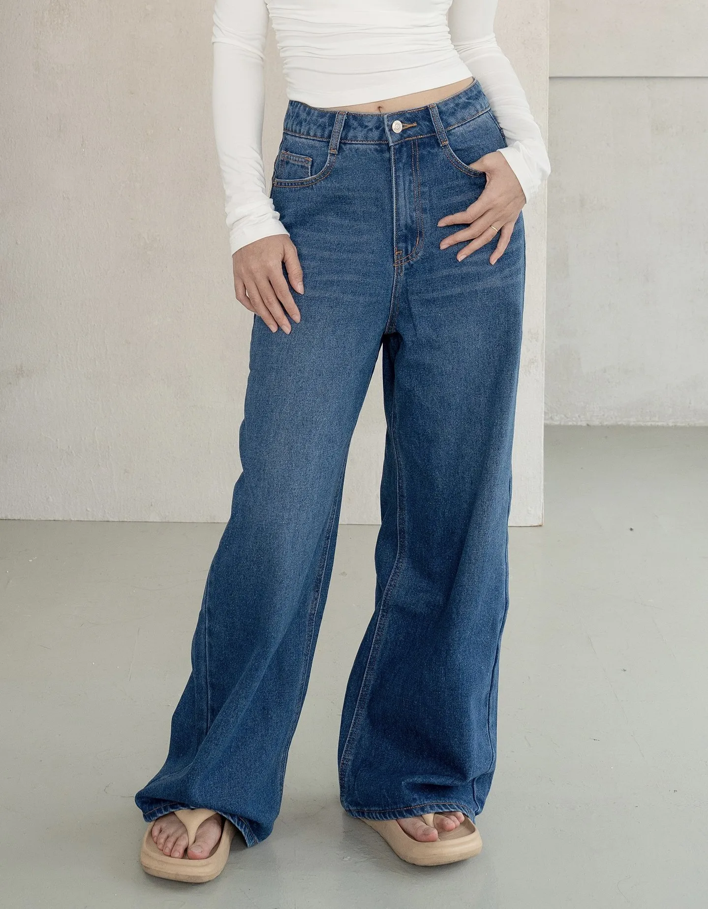 Quần jeans GEORGIA ống suông rộng chất jeans cotton mềm