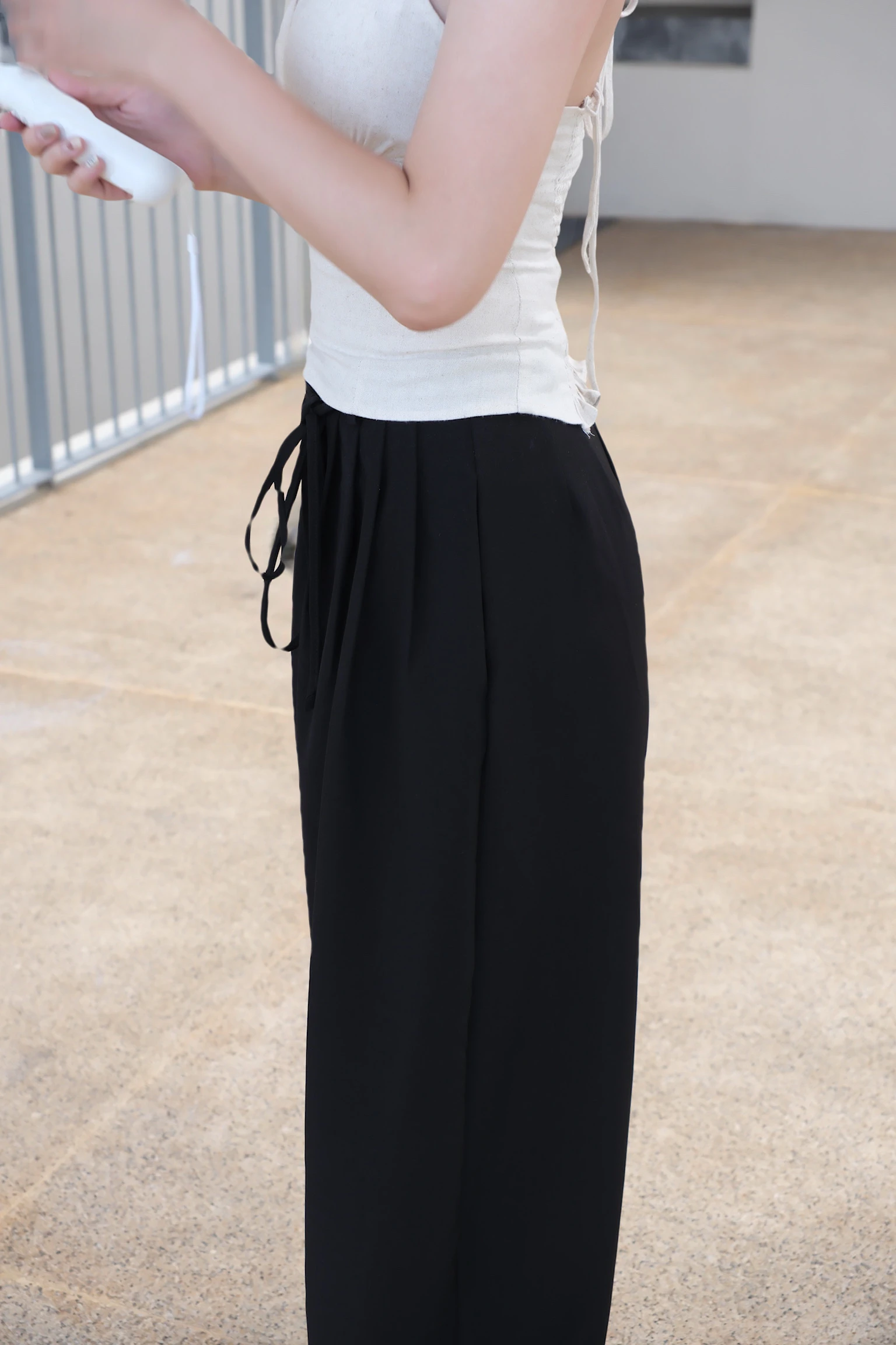 Quần 5 ly suông rộng tôn chân kèm đai rời Unleashedvn NĂM Pleated Pants - Đen - S - Hình 4